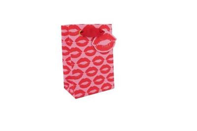 Kisses Cotton Gift Bag -